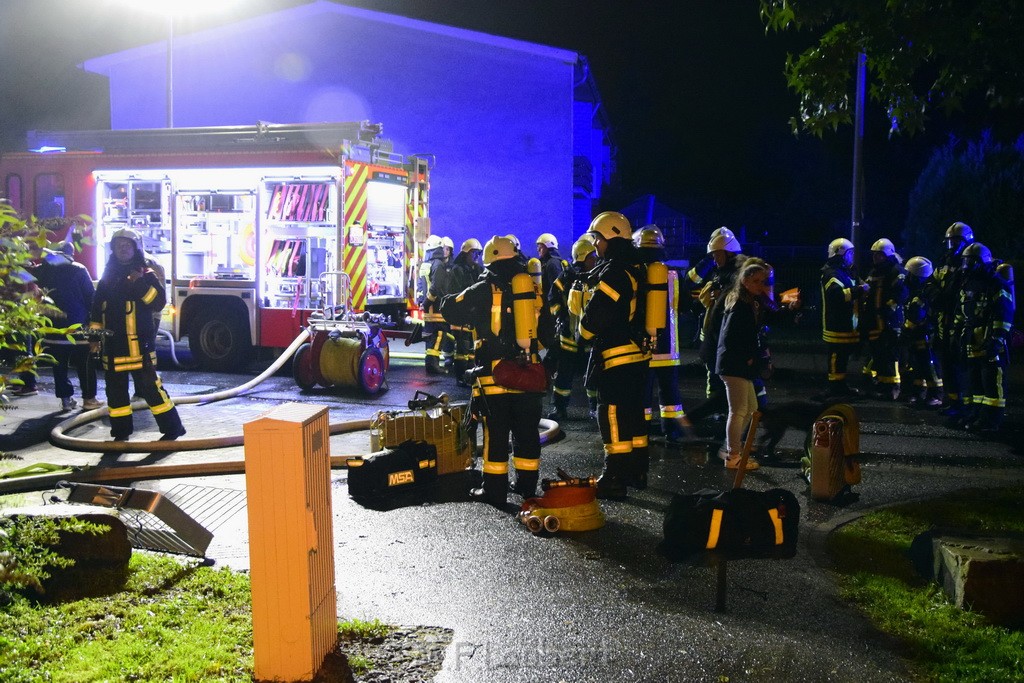 Feuer 2 Tiefgarage Koeln Hoehenhaus Ilfelder Weg P26.JPG - Miklos Laubert